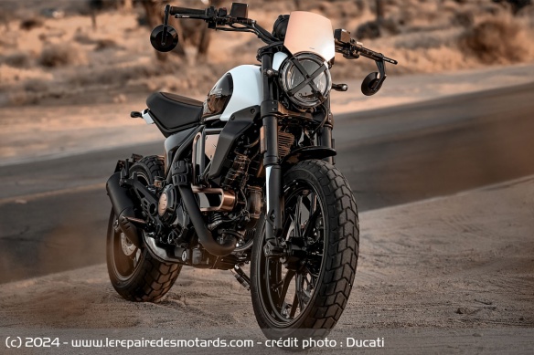 Moto Ducati Scrambler 10° Anniversario Rizoma Edition Moto Ducati Scrambler 10° Anniversario Rizoma Edition