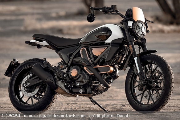 Moto Ducati Scrambler 10° Anniversario Rizoma Edition Moto Ducati Scrambler 10° Anniversario Rizoma Edition