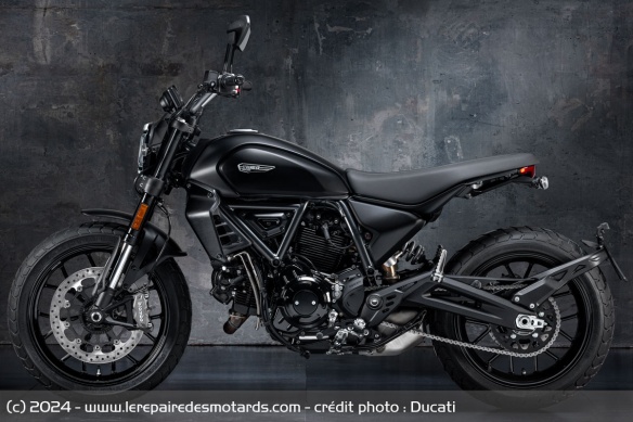 Moto Ducati Scrambler Icon Dark Moto Ducati Scrambler Icon Dark