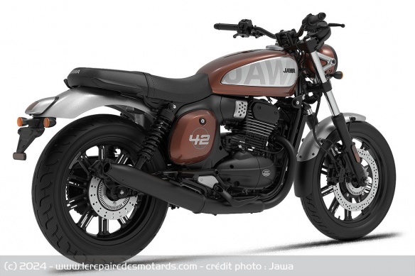 Moto Jawa 42 FJ Moto Jawa 42 FJ