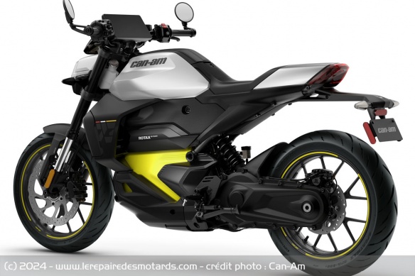 Monobras oscillant et amortisseur SACHS composent la suspension arrière Monobras oscillant et amortisseur SACHS composent la suspension arrière