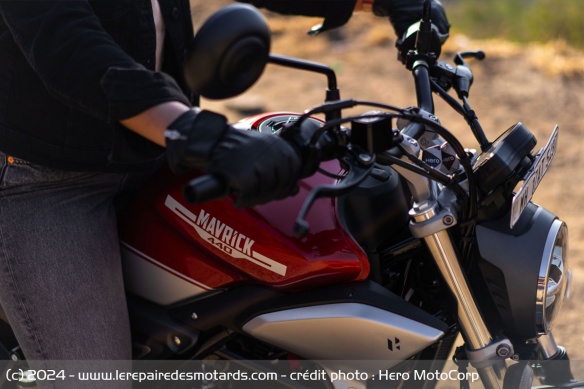 Roadster Hero Mavrick 440 Roadster Hero Mavrick 440