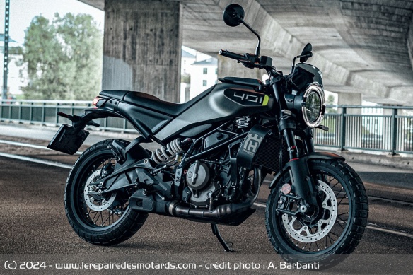 Scramblers Husqvarna Svartpilen 401 Scramblers Husqvarna Svartpilen 401