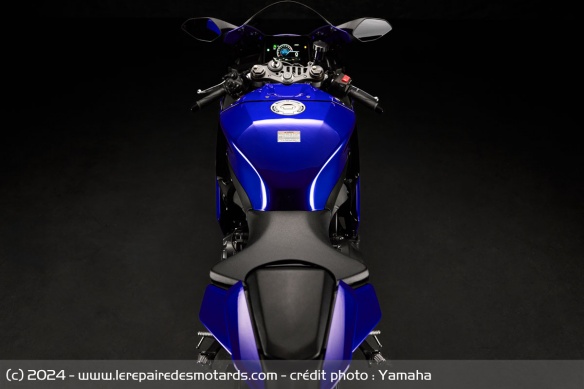 Sportive Yamaha R9 Sportive Yamaha R9