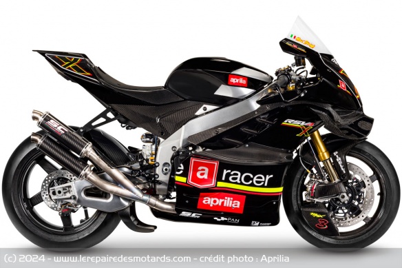 Limitée à 30 exemplaires, la RSV4 X ex3ma s'affiche à 80.000 euros Limitée à 30 exemplaires, la RSV4 X ex3ma s'affiche à 80.000 euros