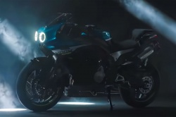 Sportive CFMOTO 500SR VOOM