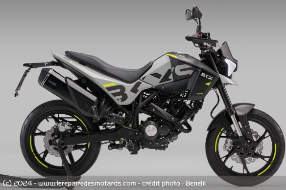 Trail Benelli BKX 125 S Trail Benelli BKX 125 S