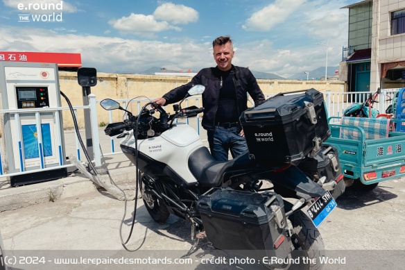 Selon Roman, la recharge de la moto n'a jamais posé de problème Selon Roman, la recharge de la moto n'a jamais posé de problème