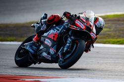 MotoGP : Pole de Bezzecchi à Portimao - Crédit photo : Aprilia