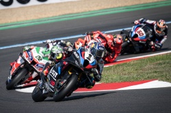 WSBK : Razgatlioglu double la mise en France - Crédit photo : BMW Motorrad
