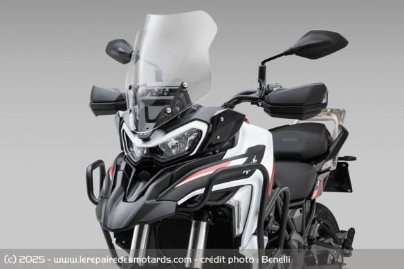 Trail Benelli TRK 702 Trail Benelli TRK 702