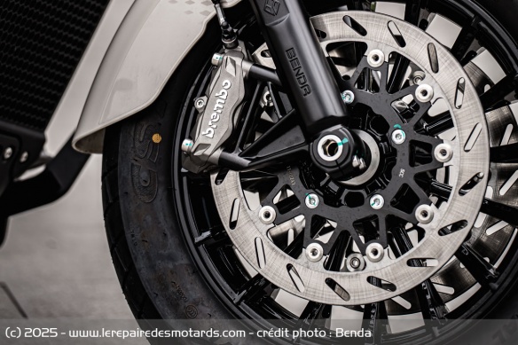 Cruiser Benda Dark Flag 950 Cruiser Benda Dark Flag 950