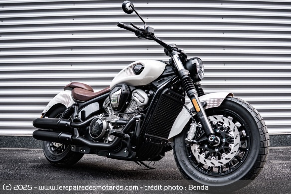 Cruiser Benda Dark Flag 950 Cruiser Benda Dark Flag 950