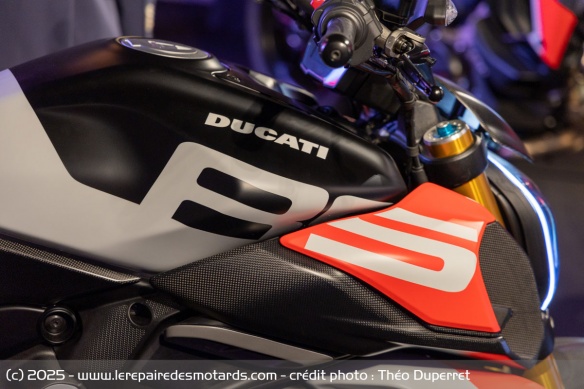 Ducati Diavel V4 RS