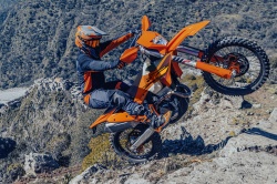 Enduros KTM EXC 2026 - Crédit photo : Rudi Schedl
