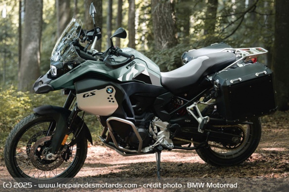 BMW F 900 GS Adventure BMW F 900 GS Adventure