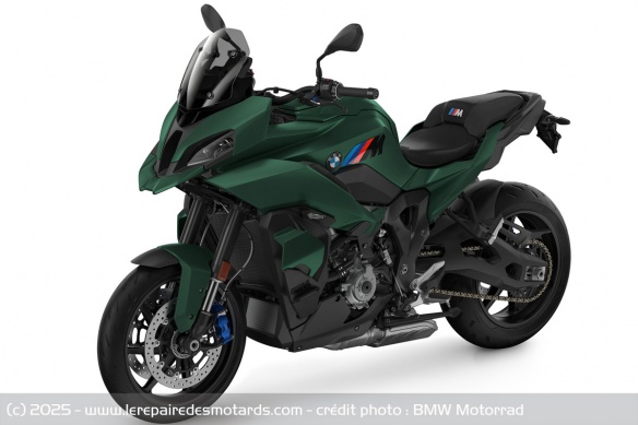 BMW M 1000 XR BMW M 1000 XR