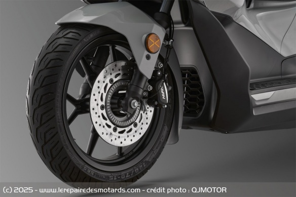 Scooter QJMOTOR FORT 125 N Scooter QJMOTOR FORT 125 N