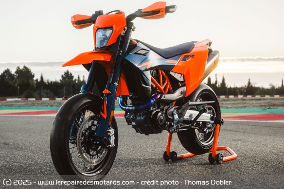 KTM 690 SMC R 2026
