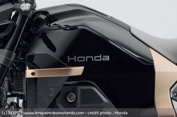 Moto électrique Honda WN7