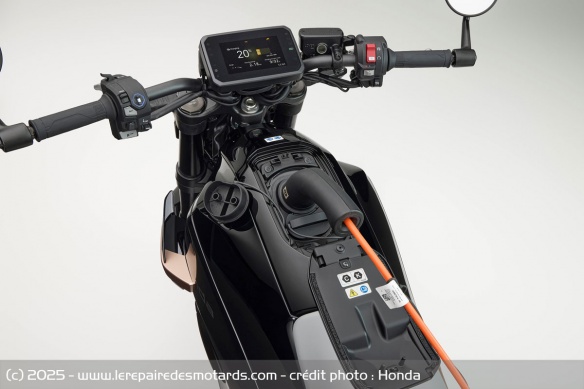 Moto électrique Honda WN7