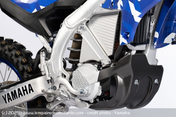 Motocross électrique Yamaha YE-01 Racing Concept
