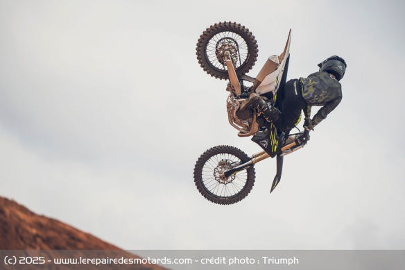 Motocross Triumph TF 450-X Motocross Triumph TF 450-X