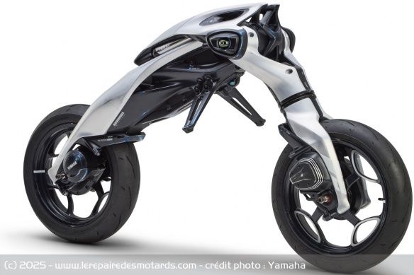 Le concept Yamaha MOTOROiD:? Le concept Yamaha MOTOROiD:?