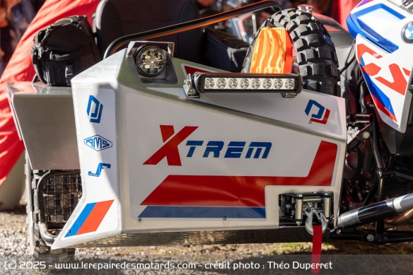 Side-car off-road BMW F900GS par DJ Side Cars Side-car off-road BMW F900GS par DJ Side Cars