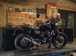 Honda customise sa dernière moto rétro
