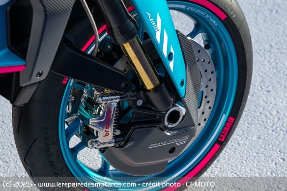 Roadster CFMOTO 675NK GP Roadster CFMOTO 675NK GP