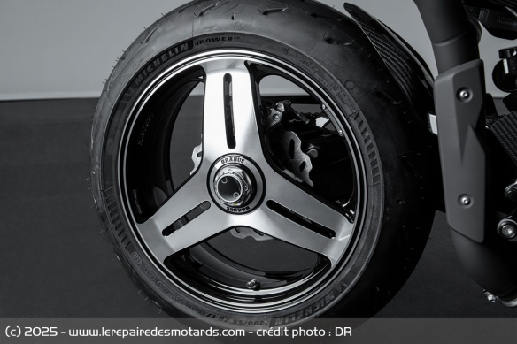 Roadster Brabus 1400 R Signature Edition