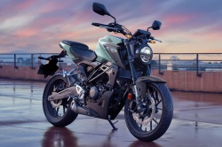 Roadster Honda CB125R 2026