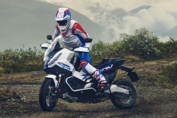 Honda ajuste ses maxi-scooters pour 2026
