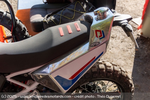 Side-car off-road BMW F900GS par DJ Side Cars