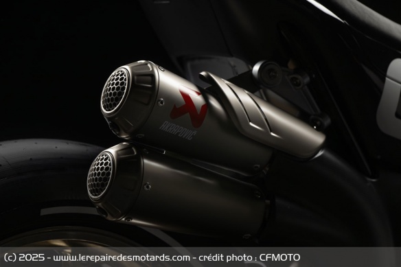 Sportive CFMOTO V4 SR-RR Prototype Sportive CFMOTO V4 SR-RR Prototype