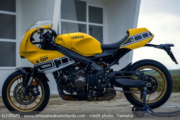 La Yamaha XSR900 GP 2026 La Yamaha XSR900 GP 2026