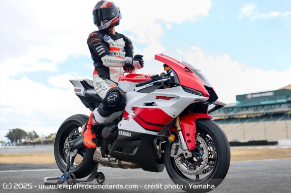 Yamaha R9 70e Anniversaire Yamaha R9 70e Anniversaire
