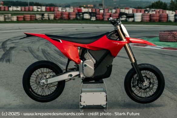 Supermotard électrique Stark VARG SM Supermotard électrique Stark VARG SM