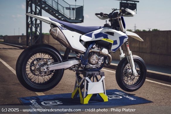 Supermotard Husqvarna FS 450 2026 Supermotard Husqvarna FS 450 2026