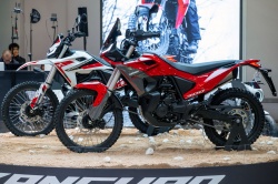 Trails Moto Morini Kanguro 300 et Kanguro 300 Rally