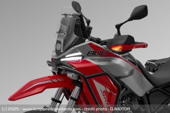 Trail QJMOTOR SRT 800 RX Trail QJMOTOR SRT 800 RX