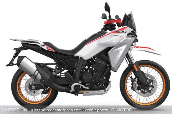 Trail QJMOTOR SRT 800 RX Trail QJMOTOR SRT 800 RX