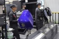 Yamaha passe à peinture neutre carbone