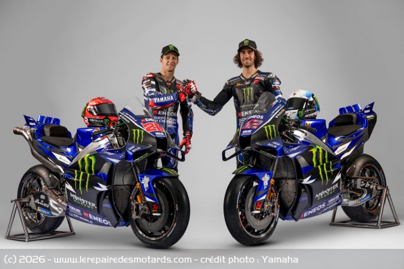 Quaratararo et Rins avec leurs nouvelles M1 V4