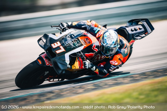 Pedro Acosta au guidon de la KTM RC16