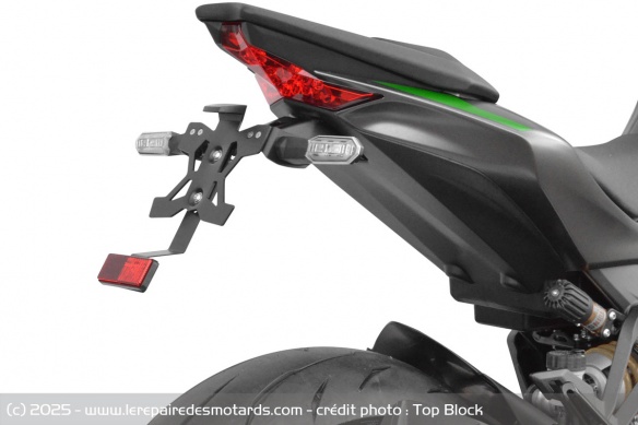 Le support de plaque d'immatriculation Top Block pour la Kawasaki Z1100 Le support de plaque d'immatriculation Top Block pour la Kawasaki Z1100