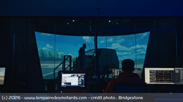 Le simulateur DiM500 devrait permettre &agrave; Bridgestone d'&eacute;conomiser 12.000 pneus exp&eacute;rimentaux chaque ann&eacute;e