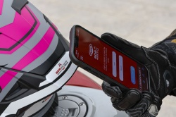 Les infos m&eacute;dicales int&eacute;gr&eacute;es &agrave; son casque moto