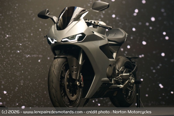 Sportive Norton Manx R